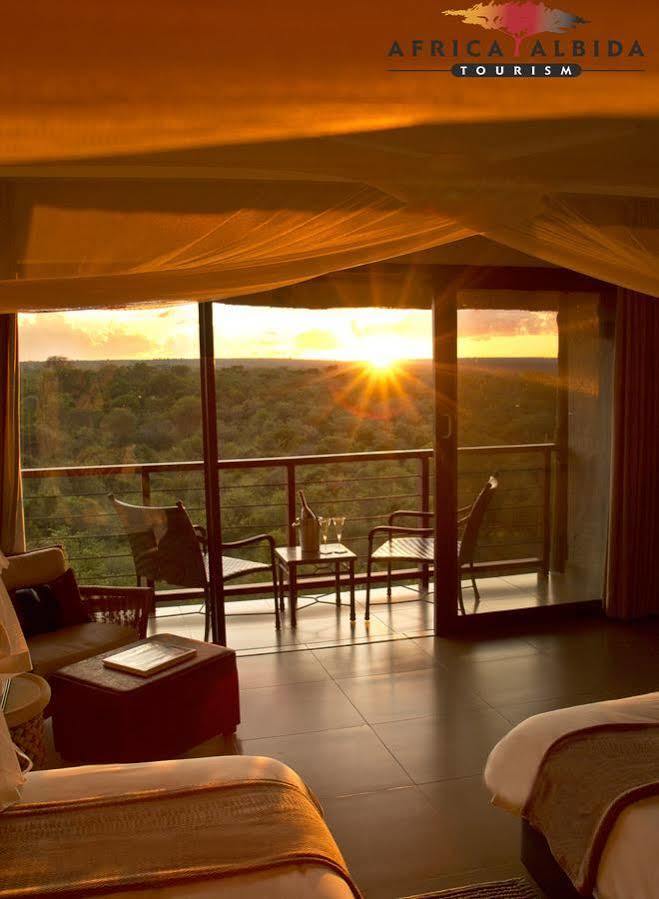 Victoria Falls Safari Club Exterior photo